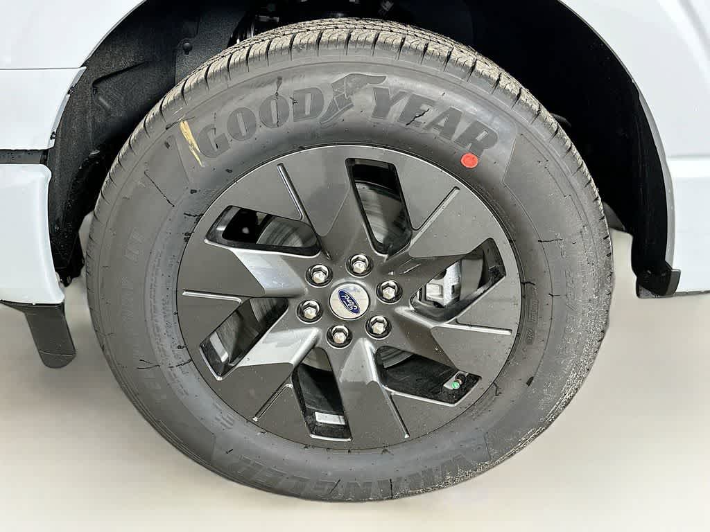 Thumbnail: 2025 Ford F-150 - 8