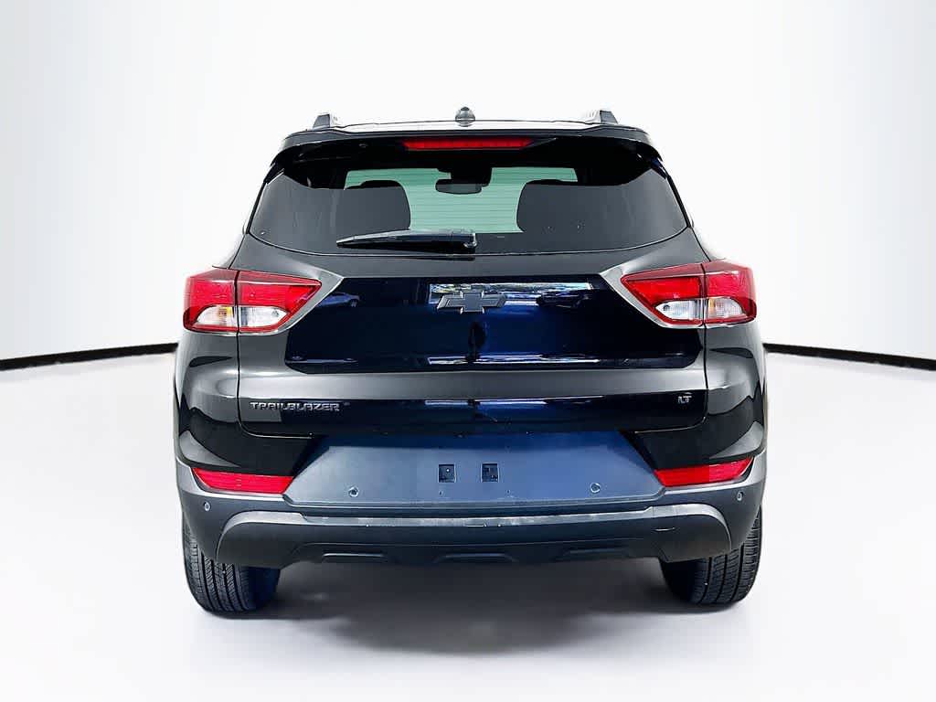 Thumbnail: 2022 Chevrolet TrailBlazer - 5
