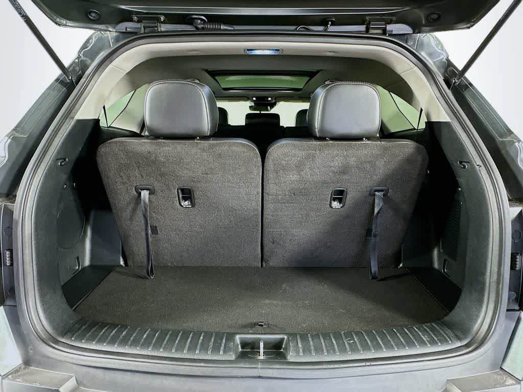 Thumbnail: 2022 Kia Sorento - 21