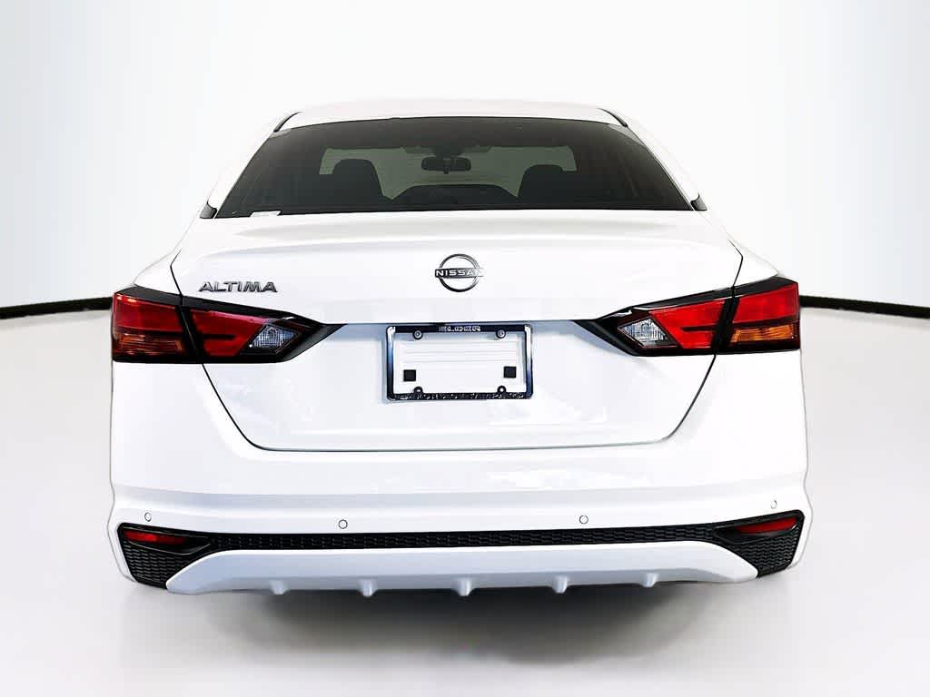 Thumbnail: 2024 Nissan Altima - 5