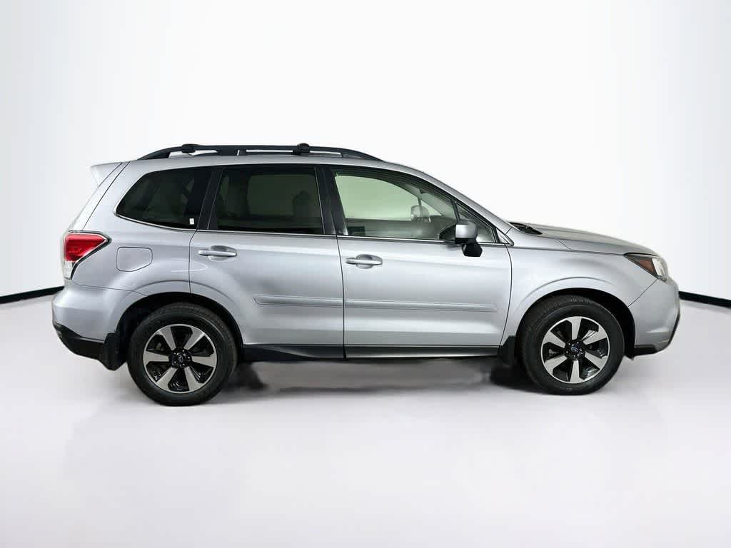 Thumbnail: 2018 Subaru Forester - 25
