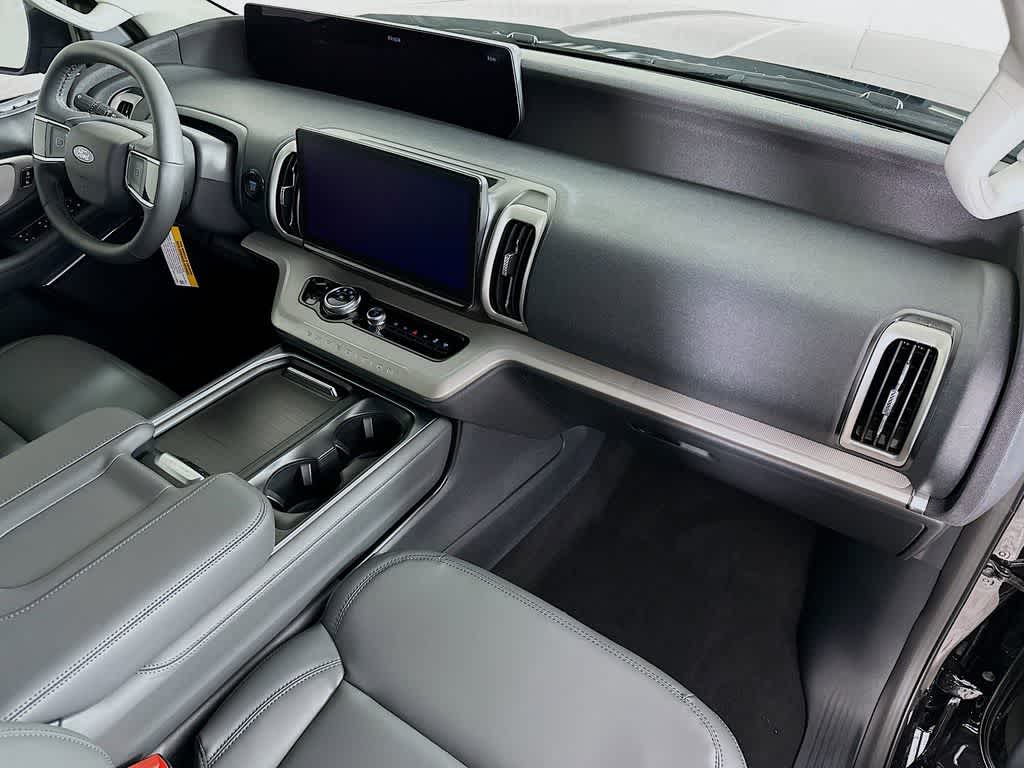 Thumbnail: 2026 Ford Expedition - 32