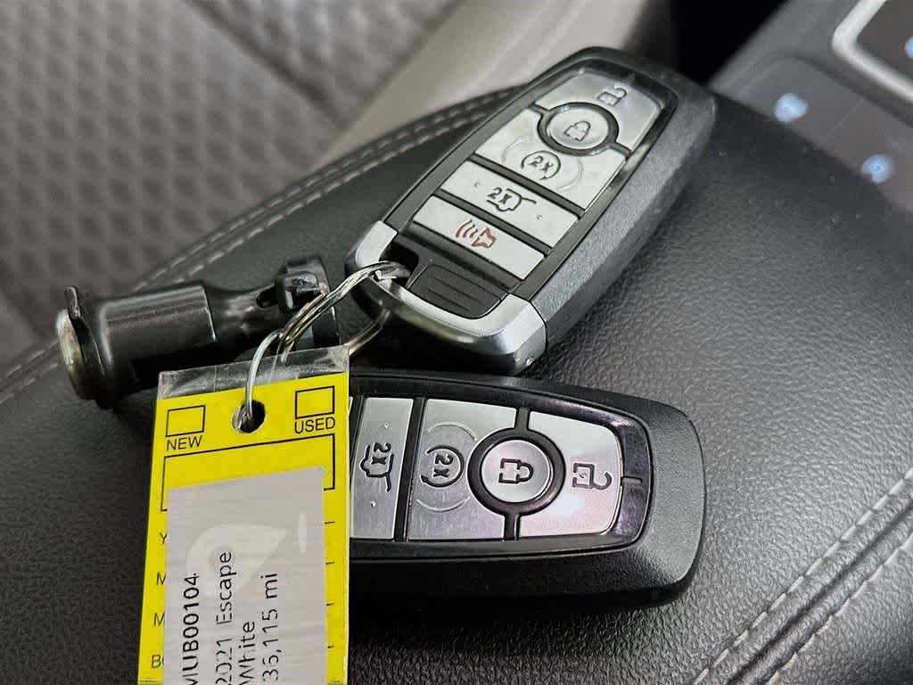 Thumbnail: 2021 Ford Escape - 22