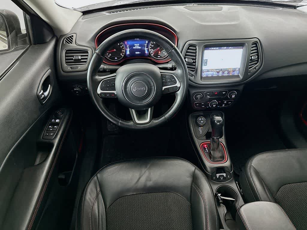 Thumbnail: 2019 Jeep Compass - 10