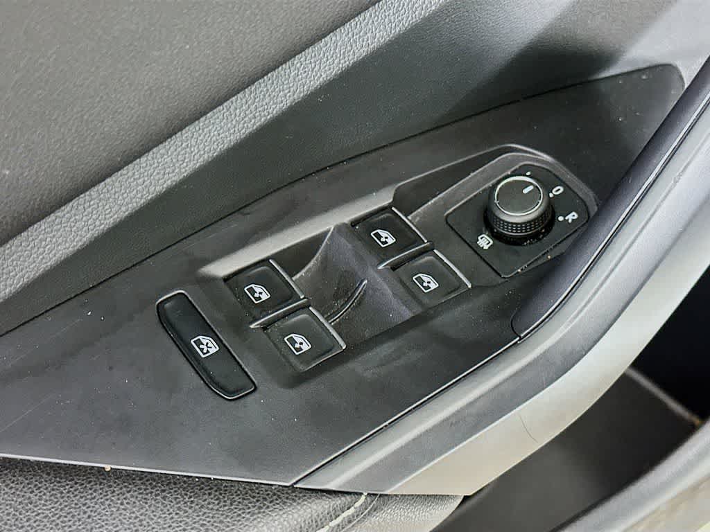 Thumbnail: 2025 Volkswagen Jetta - 26