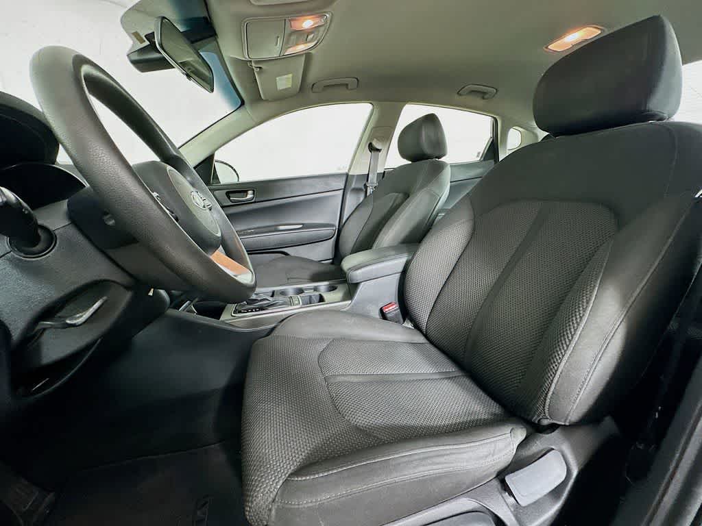 Thumbnail: 2020 Kia Optima - 12