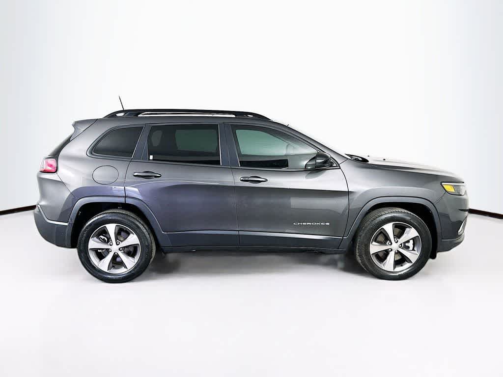 Thumbnail: 2022 Jeep Cherokee - 26