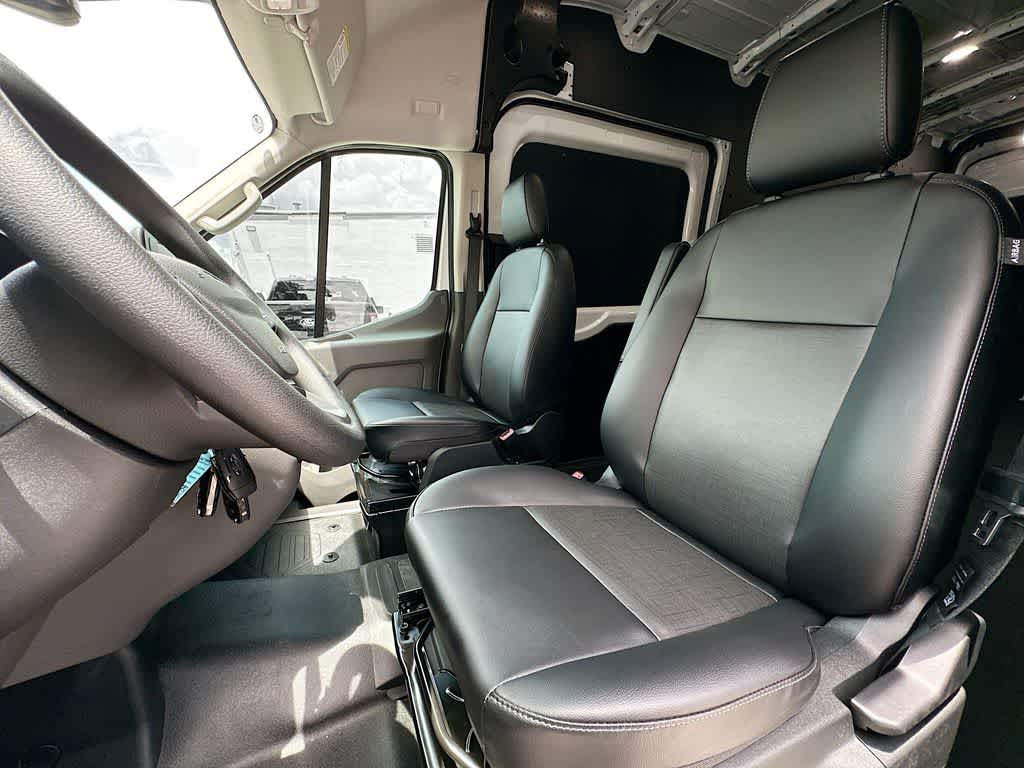 Thumbnail: 2025 Ford Transit Series - 12