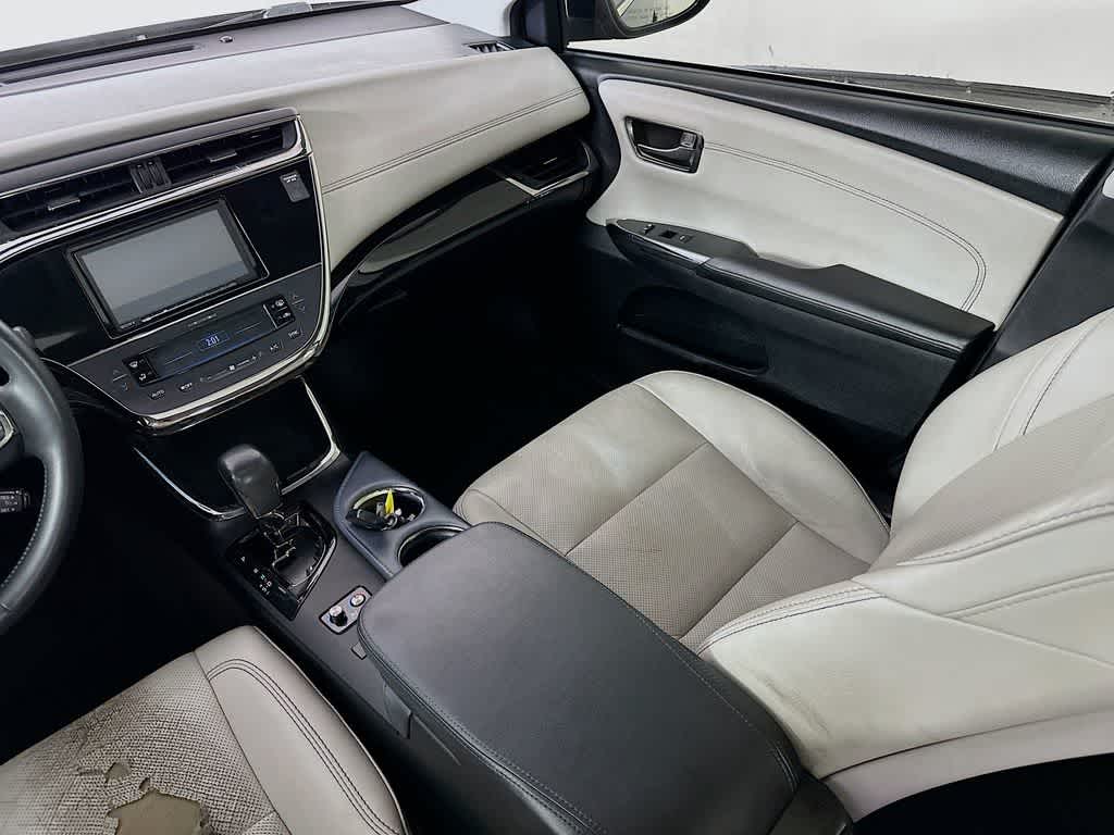 Thumbnail: 2013 Toyota Avalon - 11
