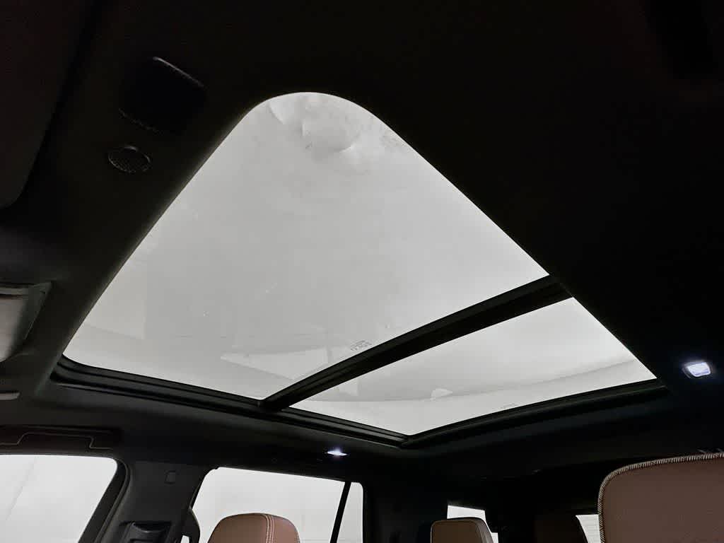 Thumbnail: 2024 Chevrolet Tahoe - 32