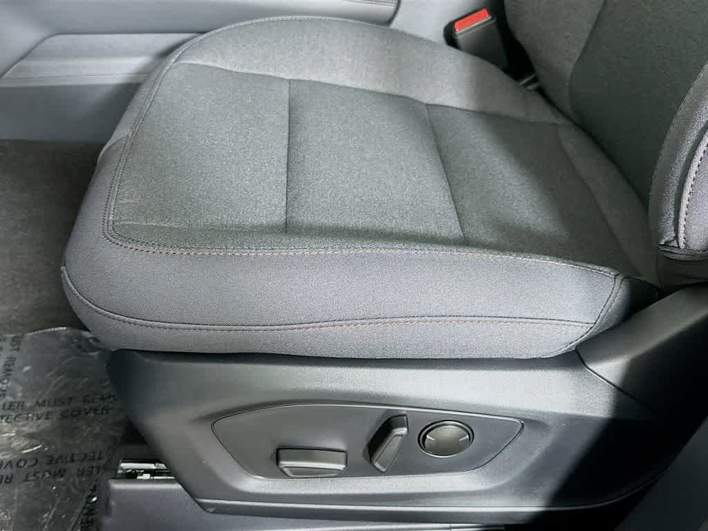 Thumbnail: 2025 Ford Explorer - 29