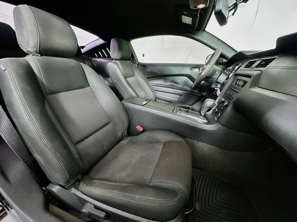 Thumbnail: 2014 Ford Mustang - 14