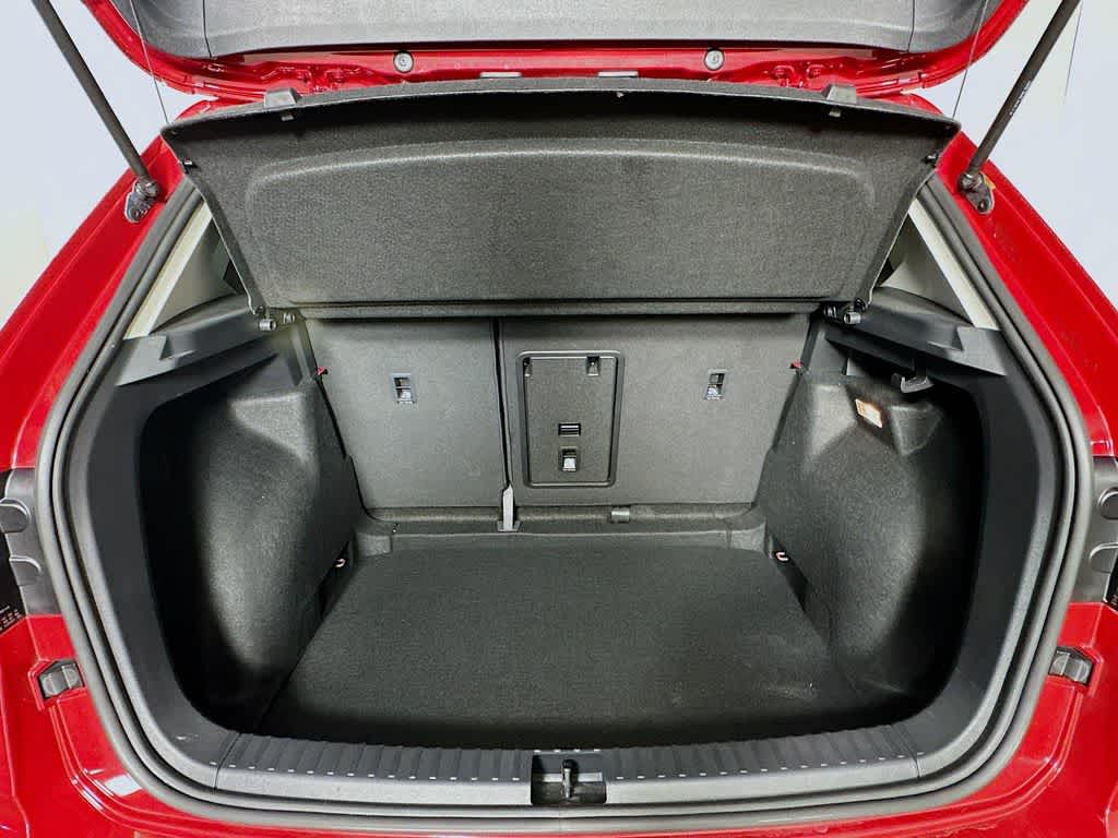 Thumbnail: 2023 Volkswagen Taos - 21