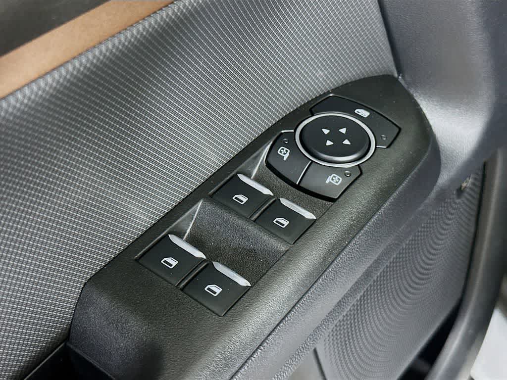 Thumbnail: 2025 Ford Bronco Sport - 29