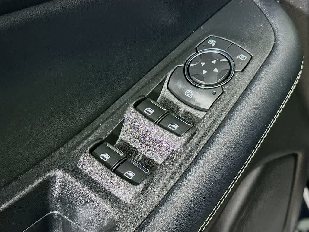 Thumbnail: 2020 Ford Edge - 29