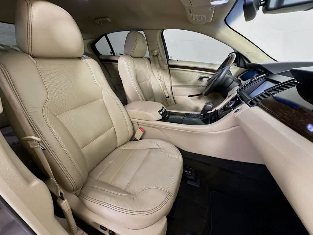 Thumbnail: 2014 Ford Taurus - 15