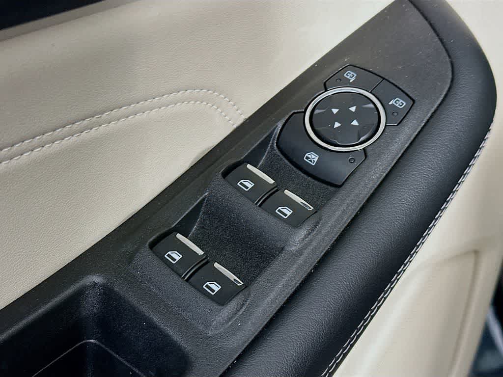 Thumbnail: 2024 Ford Edge - 28