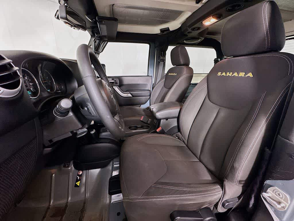 Thumbnail: 2014 Jeep Wrangler - 12