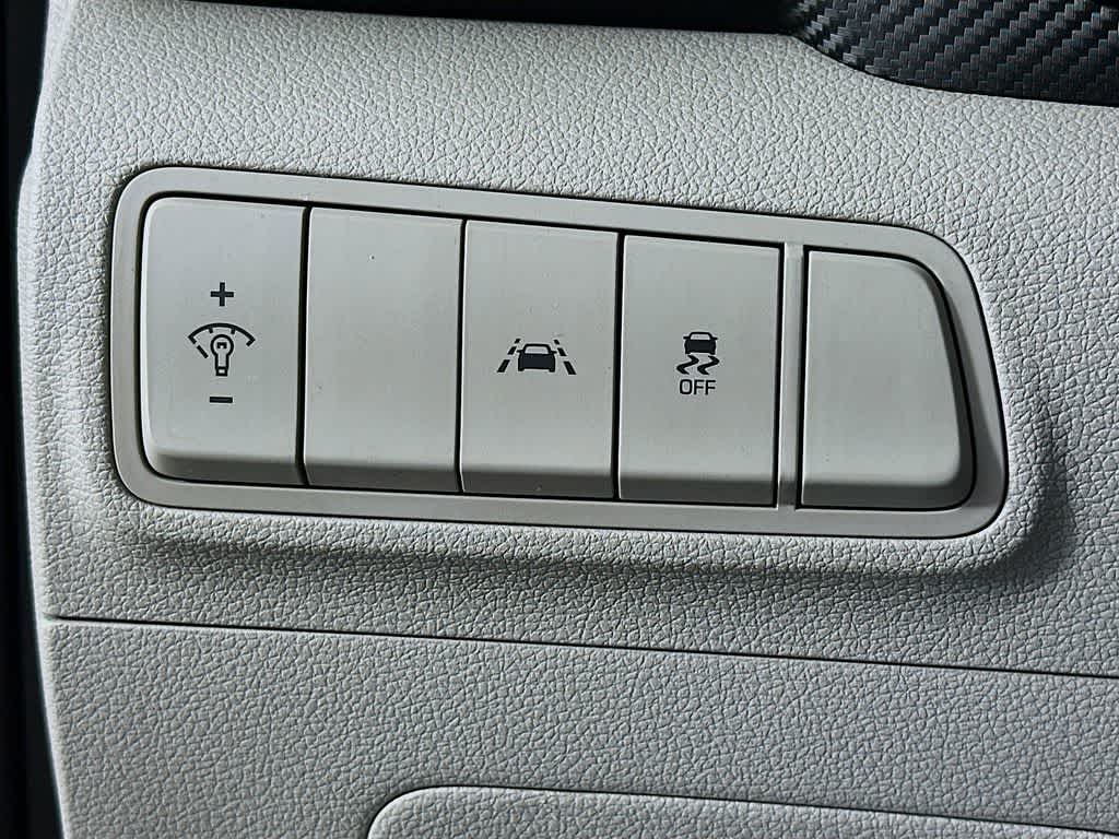 Thumbnail: 2020 Hyundai Tucson - 26