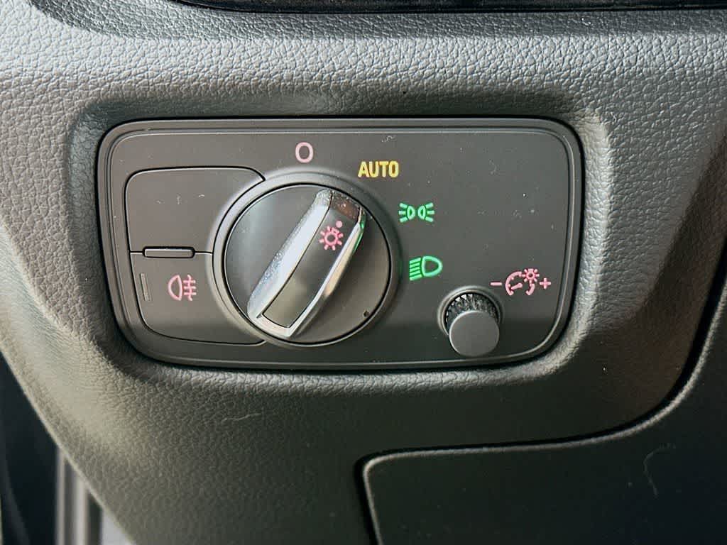 Thumbnail: 2016 Audi S3 - 26