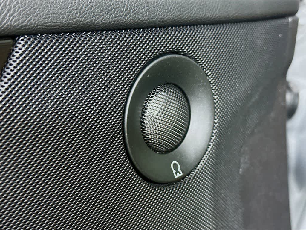 Thumbnail: 2021 Lincoln Corsair - 31