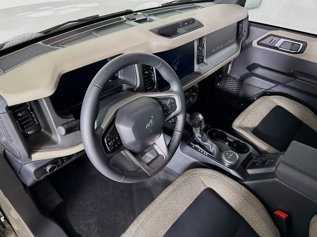 Thumbnail: 2025 Ford Bronco - 2