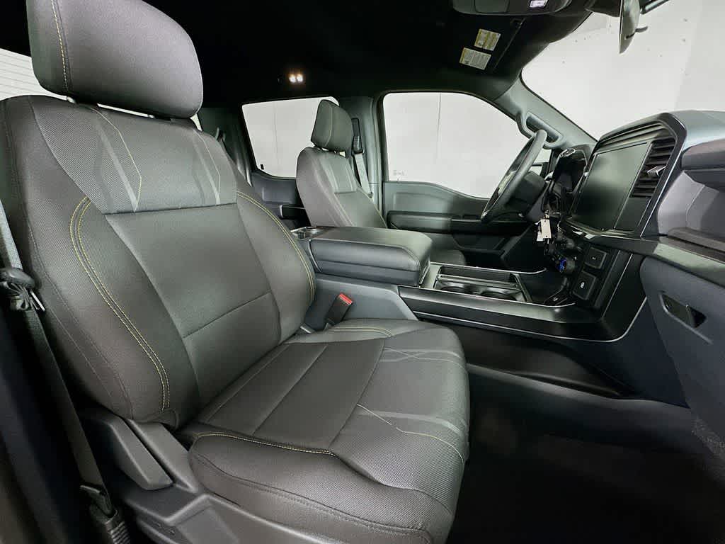 Thumbnail: 2025 Ford F-150 - 15