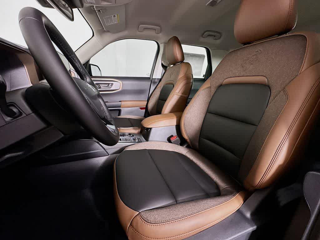 Thumbnail: 2025 Ford Bronco Sport - 12