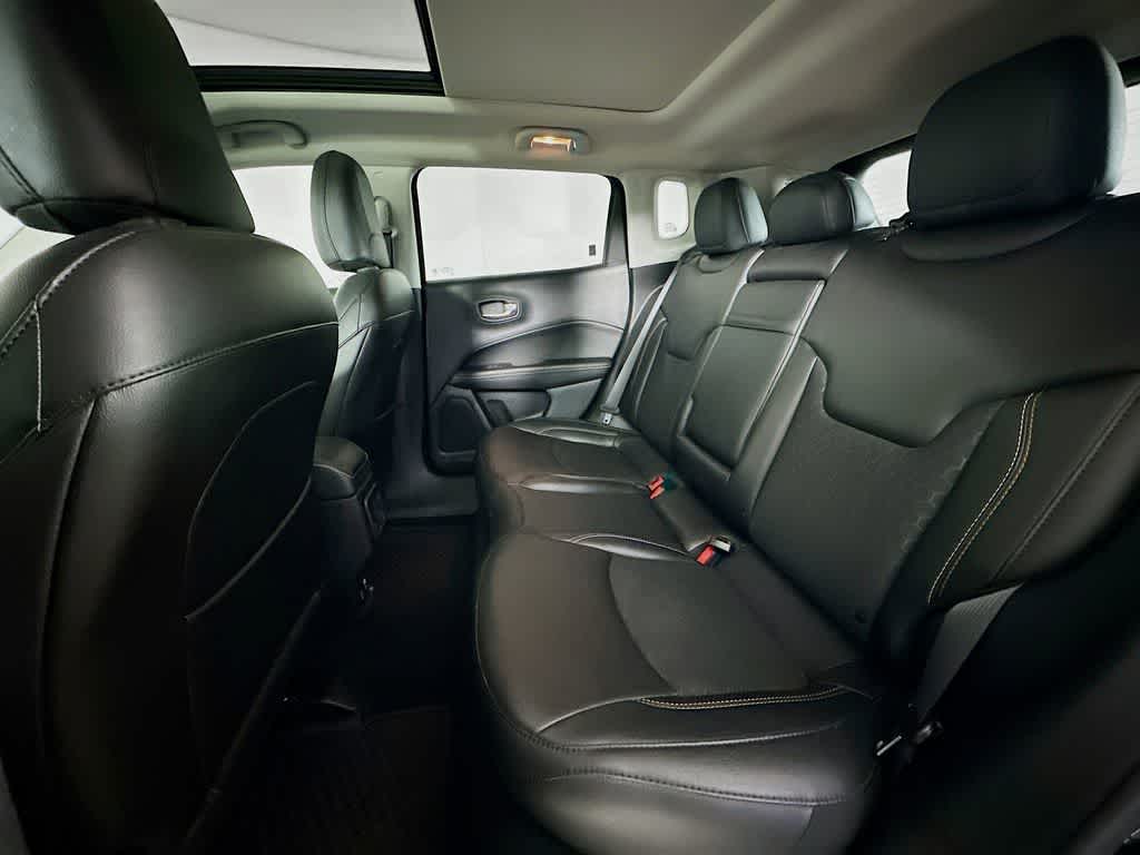 Thumbnail: 2019 Jeep Compass - 14