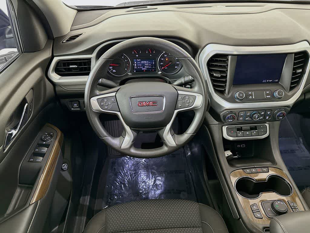 Thumbnail: 2023 GMC Acadia - 10