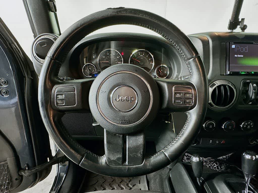 Thumbnail: 2017 Jeep Wrangler - 15