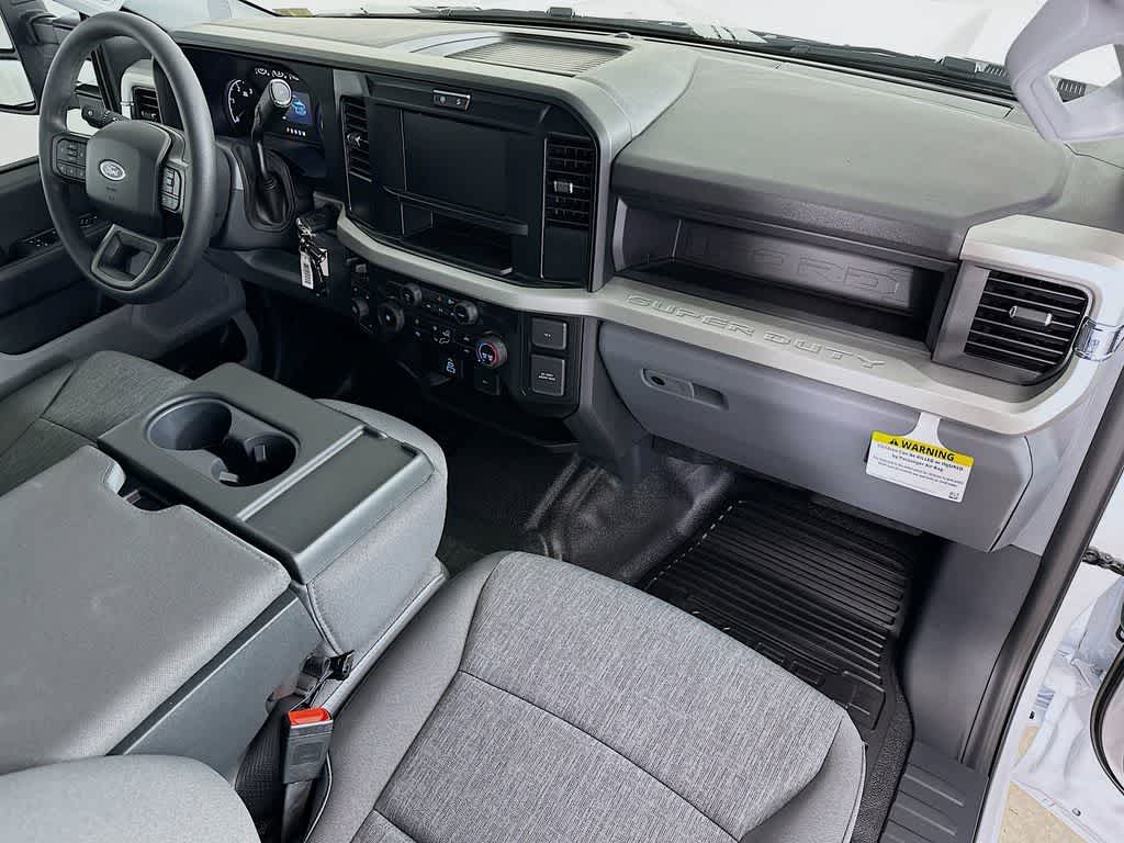 Thumbnail: 2026 Ford F-250 - 31