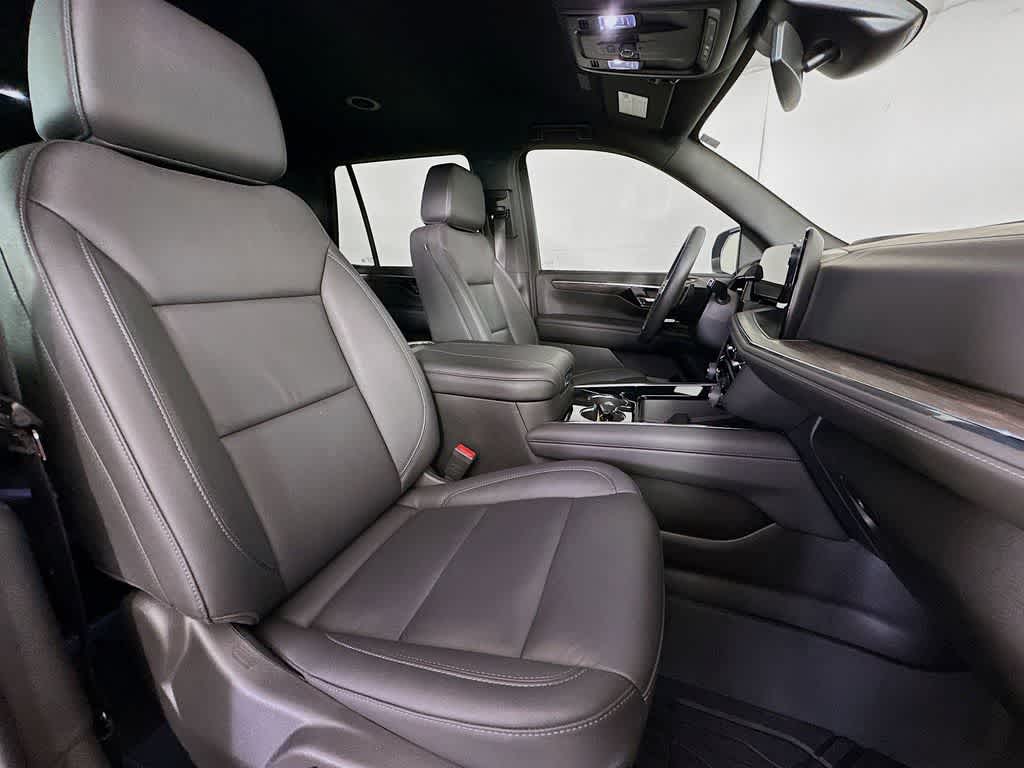 Thumbnail: 2025 Chevrolet Tahoe - 15