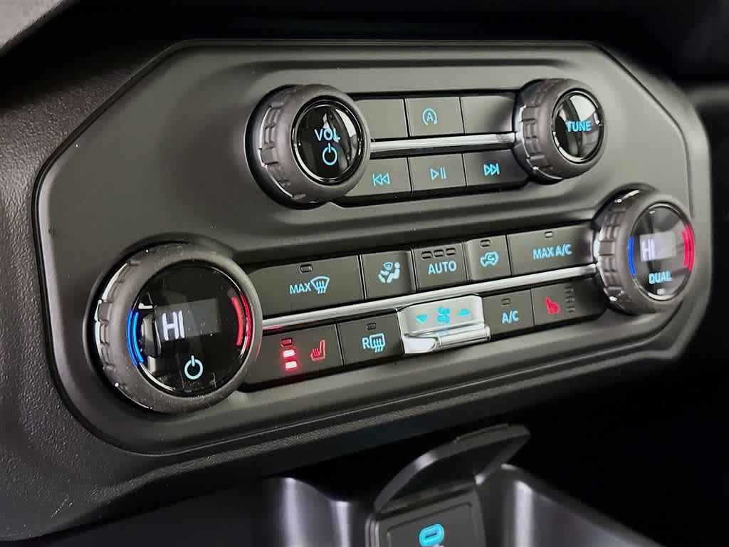 Thumbnail: 2025 Ford Bronco - 18