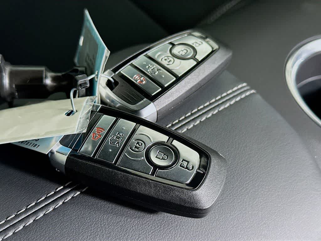 Thumbnail: 2025 Ford Mustang - 19