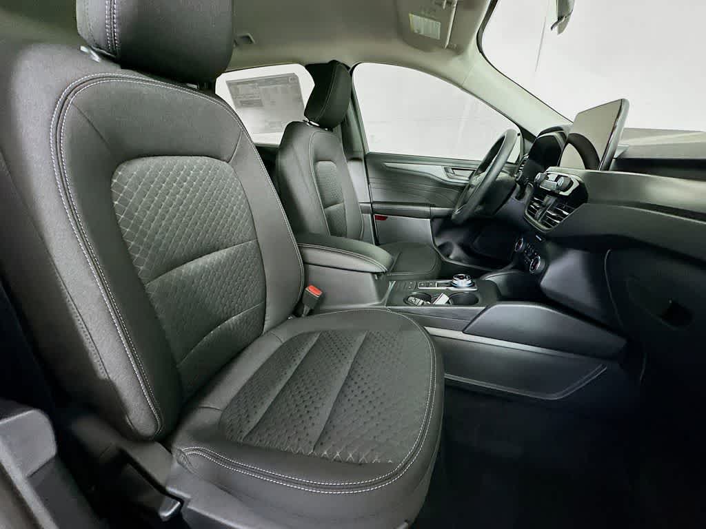 Thumbnail: 2026 Ford Escape - 15