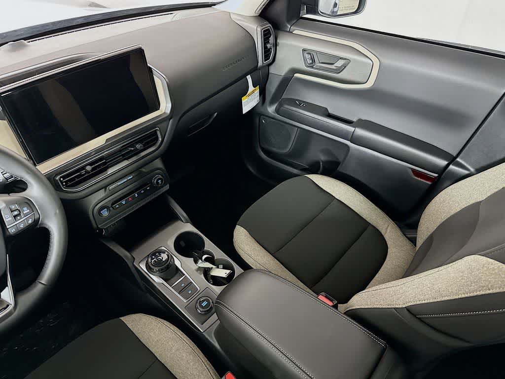 Thumbnail: 2025 Ford Bronco Sport - 11