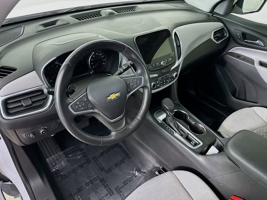 Thumbnail: 2022 Chevrolet Equinox - 2