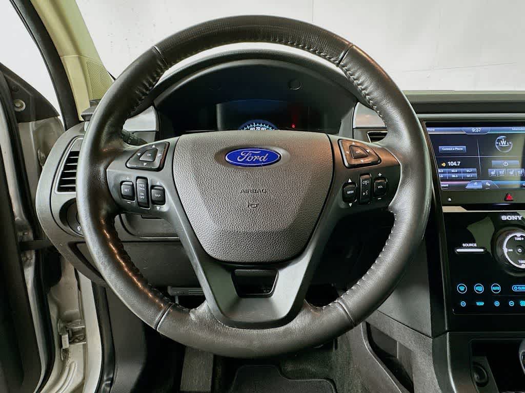 Thumbnail: 2013 Ford Flex - 16