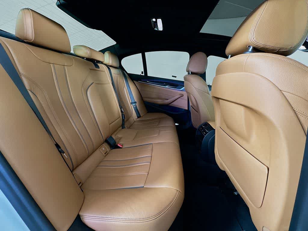 Thumbnail: 2020 BMW 5 Series - 33