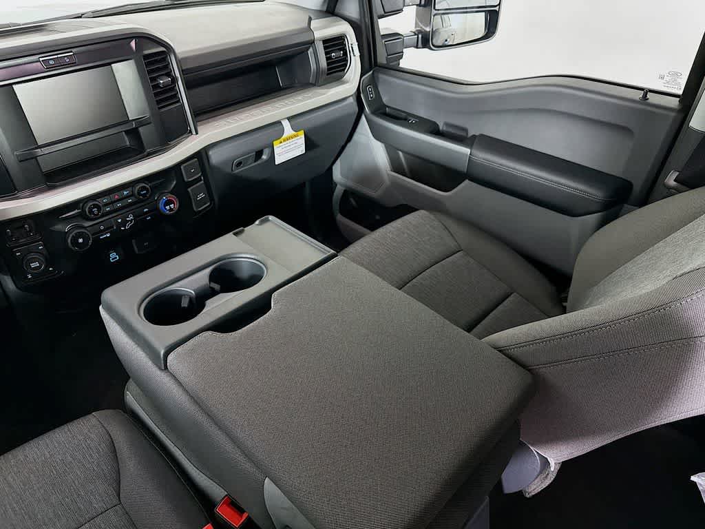 Thumbnail: 2026 Ford F-250 - 11