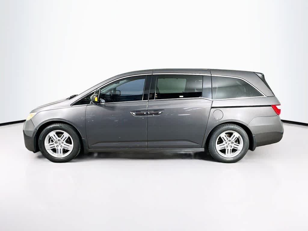 Thumbnail: 2013 Honda Odyssey - 3