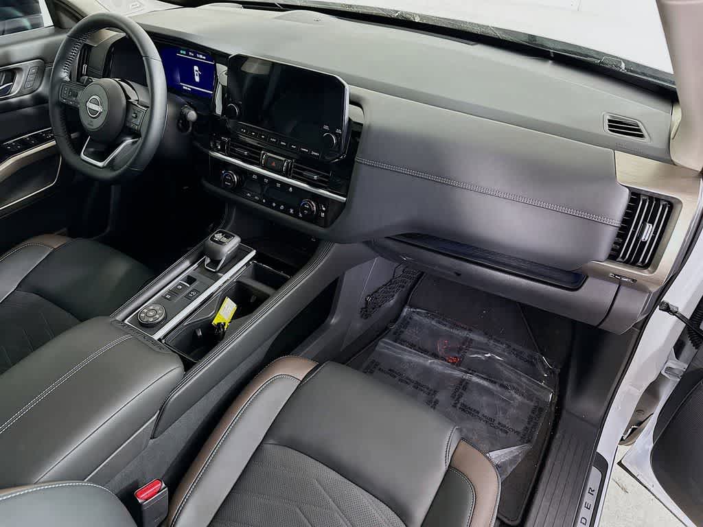 Thumbnail: 2025 Nissan Pathfinder - 34