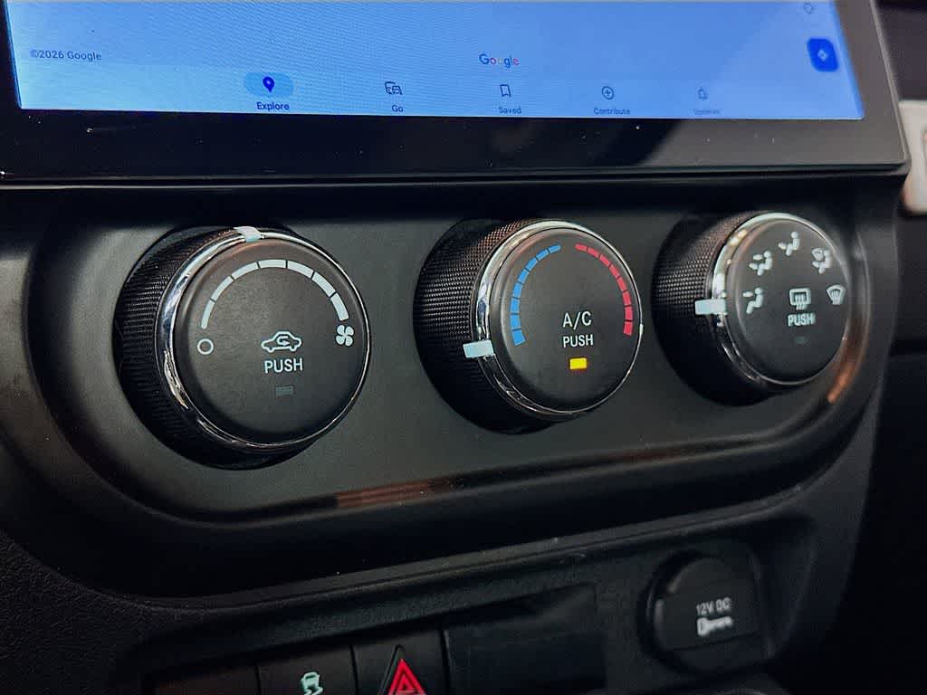 Thumbnail: 2016 Jeep Compass - 16