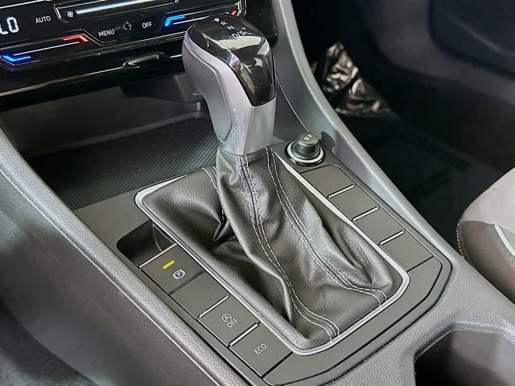 Thumbnail: 2025 Volkswagen Jetta - 17