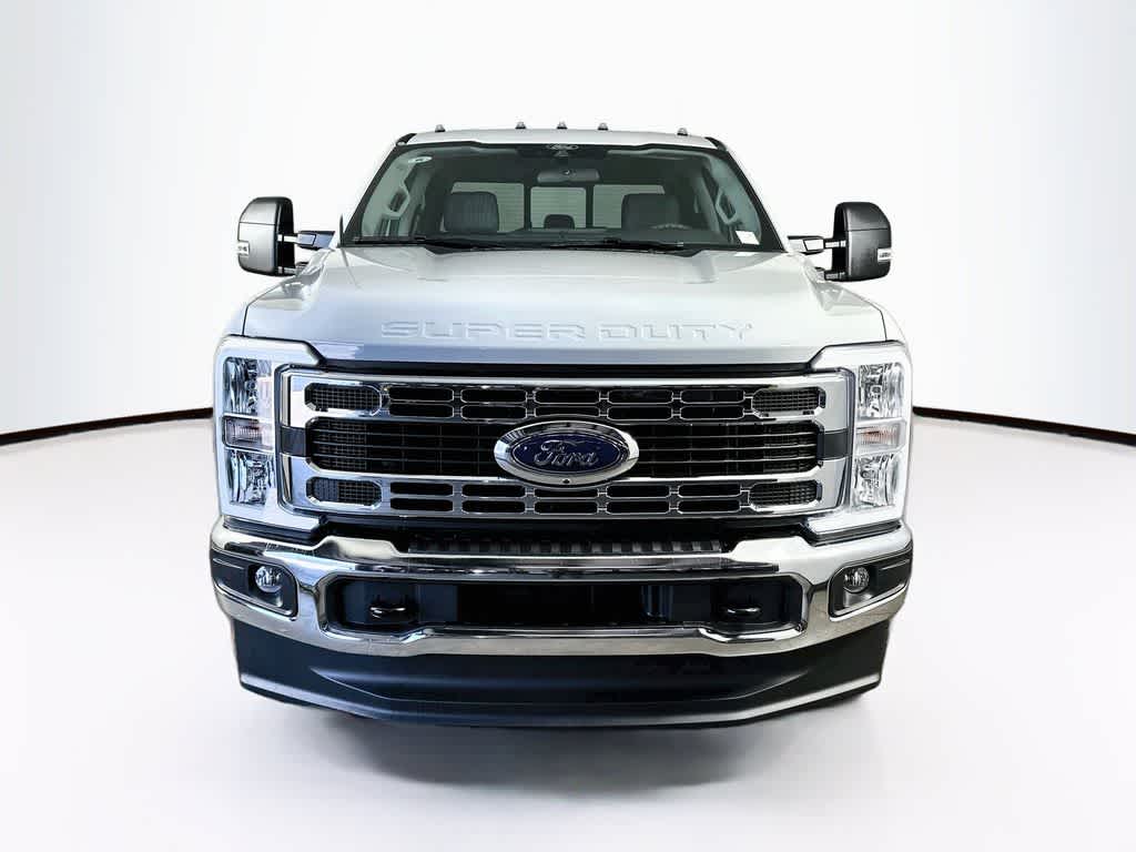 Thumbnail: 2026 Ford F-350 - 6