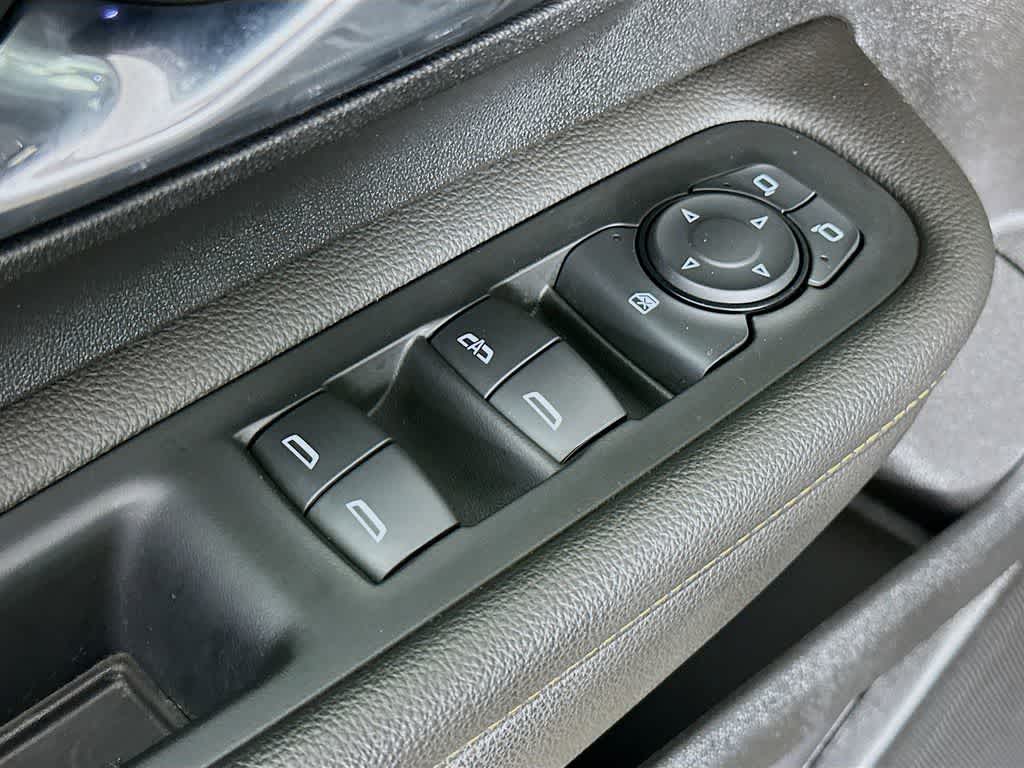 Thumbnail: 2021 GMC Terrain - 28