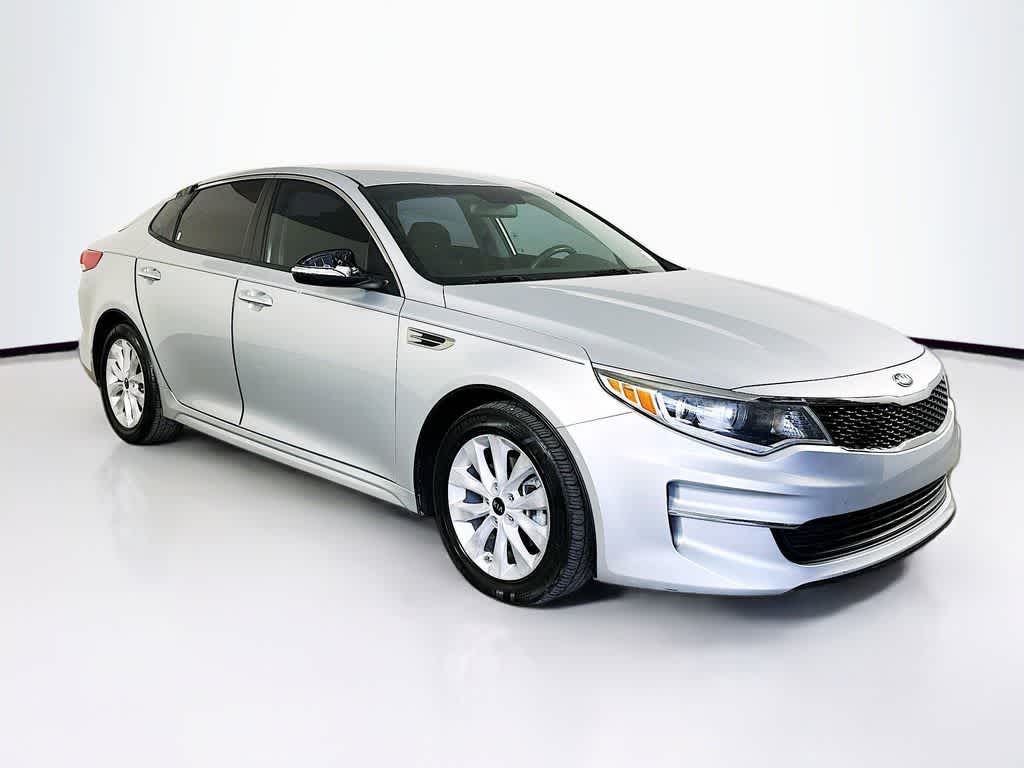 Thumbnail: 2018 Kia Optima - 22