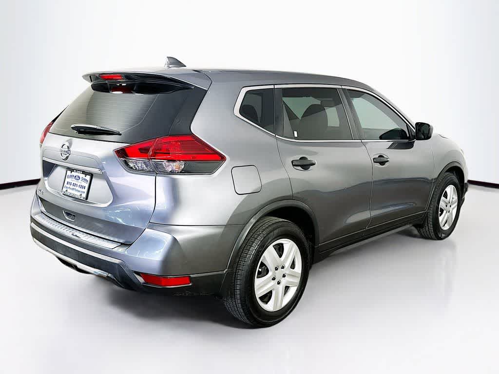 Thumbnail: 2017 Nissan Rogue - 25