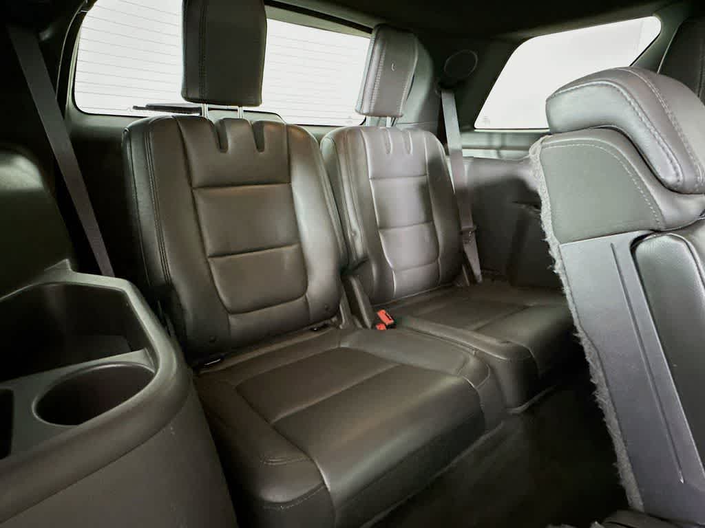2015 Ford Explorer Limited 30
